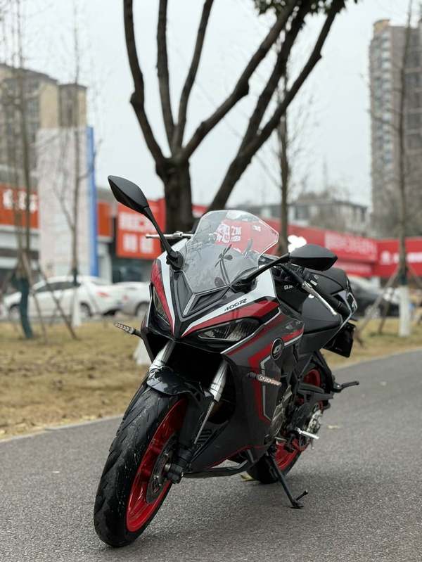 二手QJMOTOR赛400