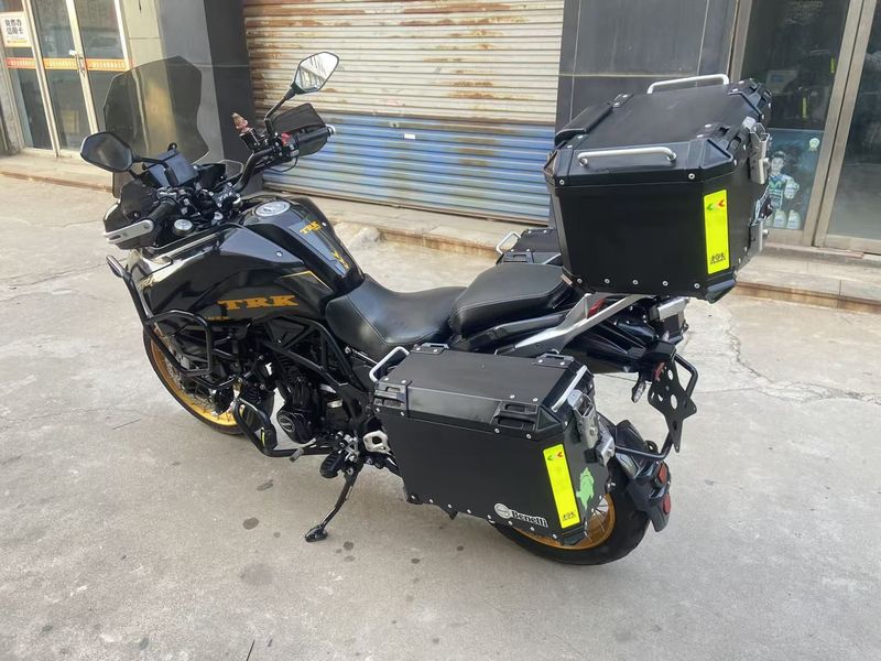 二手贝纳利TRK702