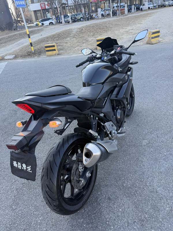 二手豪爵铃木GSX250R