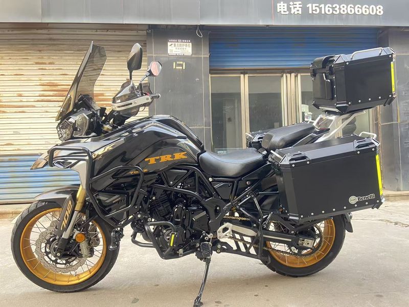 二手贝纳利TRK702