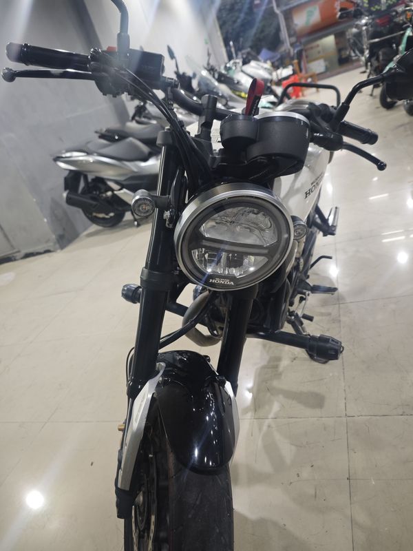 二手五羊本田鸷道 CB190SS