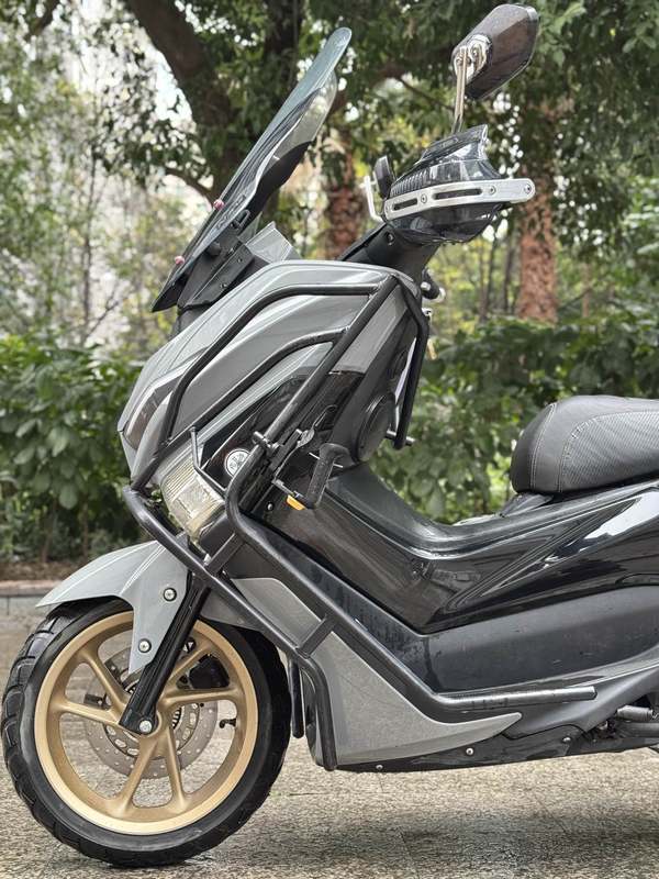 二手望雅猛士三代