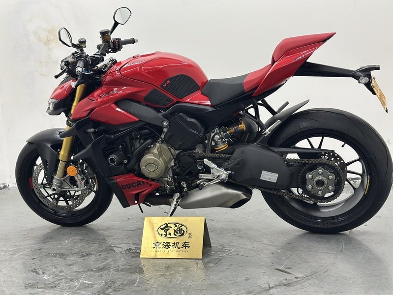 二手杜卡迪Street Fighter V4