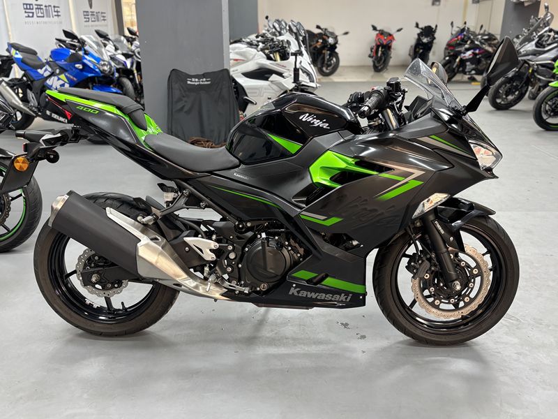 二手川崎Ninja 400
