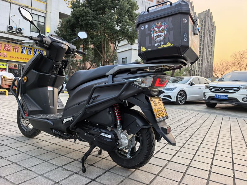 二手济南铃木优驿 UE125T