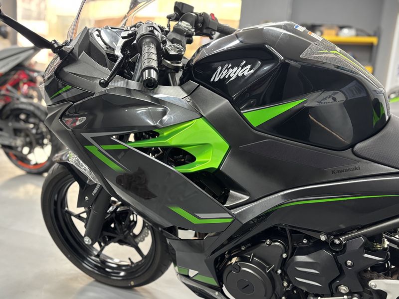 二手川崎Ninja 400