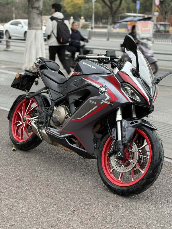 二手QJMOTOR赛400