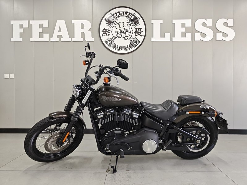 二手哈雷戴维森街霸 Street Bob