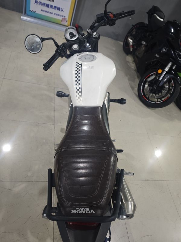 二手五羊本田鸷道 CB190SS