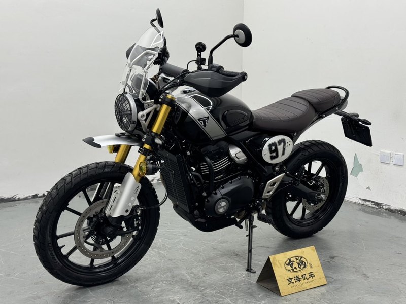 二手凯旋Scrambler 400 X