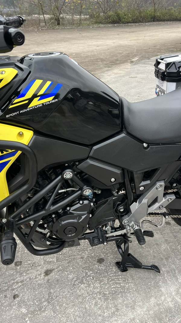 二手豪爵铃木DL250