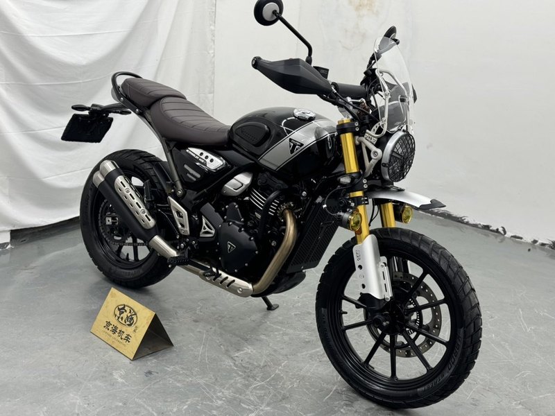 二手凯旋Scrambler 400 X