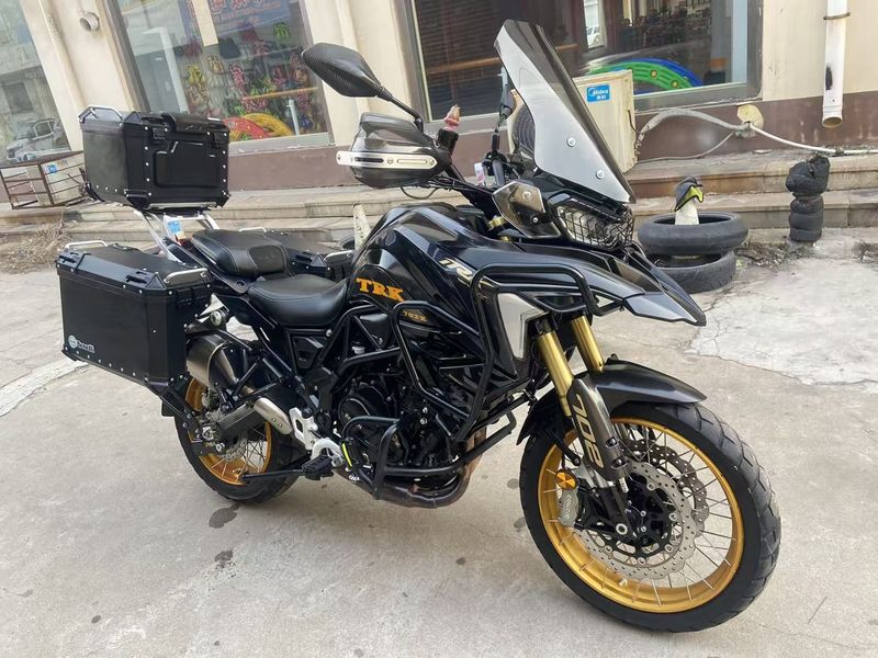 二手贝纳利TRK702