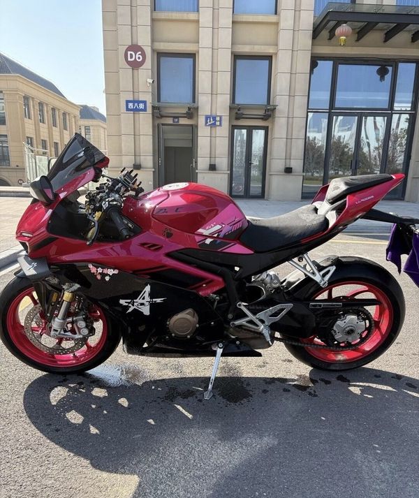 二手张雪机车500RR