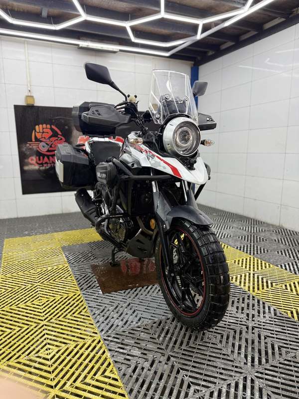 二手豪爵铃木DL250