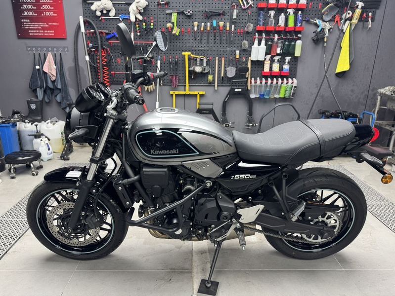 二手川崎Z650RS