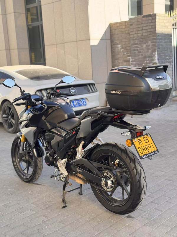 二手五羊本田CB190R 暴锋眼