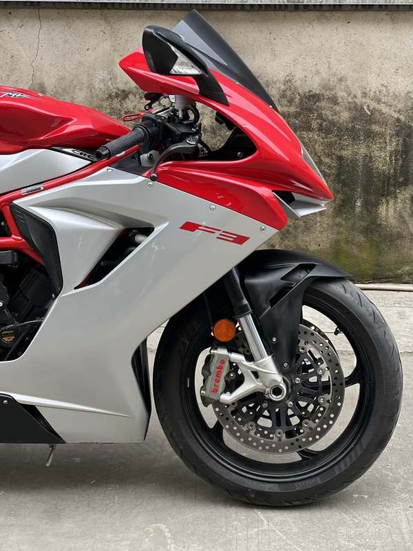 二手奥古斯塔F3 800