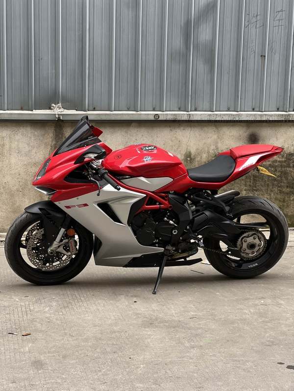 二手奥古斯塔F3 800