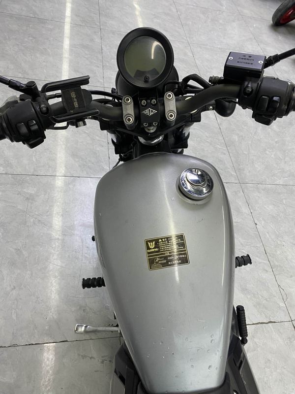 二手钱江凯威荣光 202