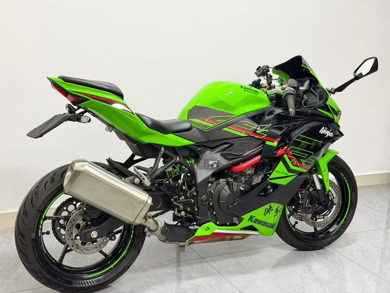 二手川崎ZX-4R