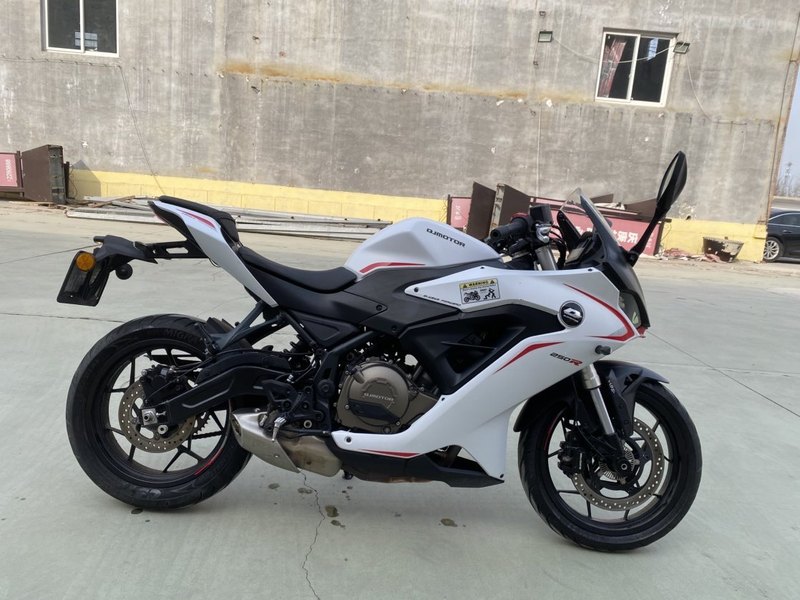 二手QJMOTOR赛250