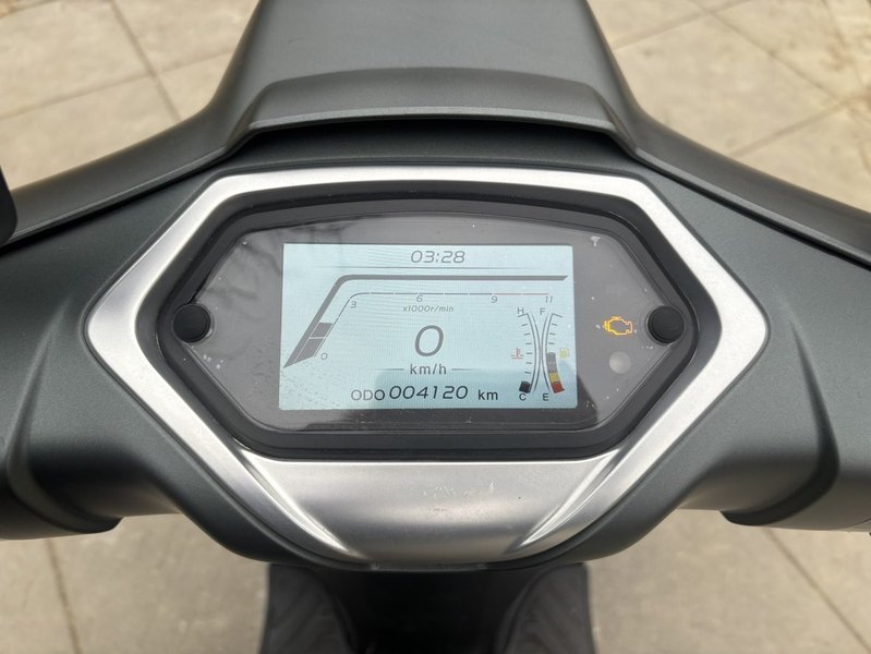 二手摩迪威英伦玛莎250TCS