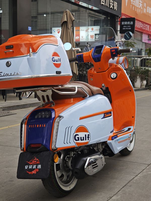 二手维多利亚Sixties 250Si