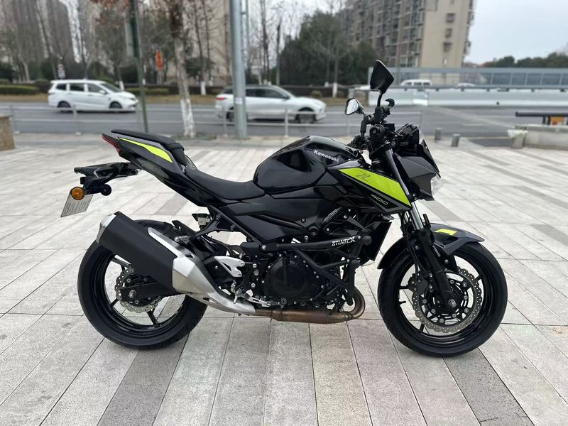 二手川崎Z400