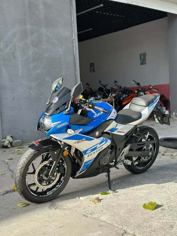 二手豪爵铃木GSX250R