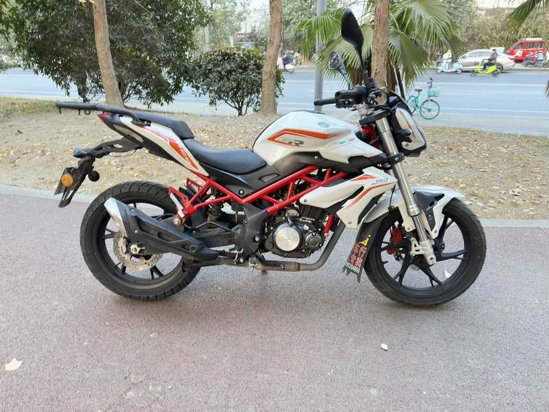 二手贝纳利红宝龙 TNT150i