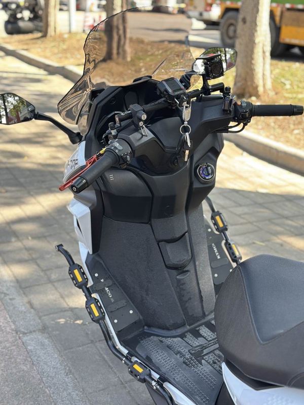 二手光阳赛艇 ST250