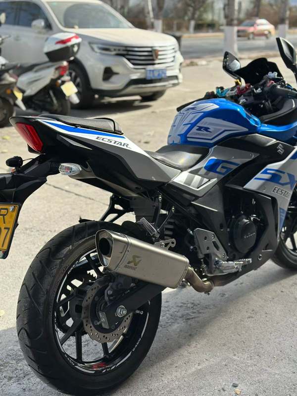 二手豪爵铃木GSX250R