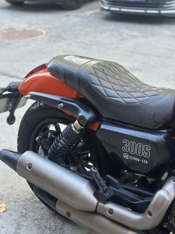 二手QJMOTOR闪300