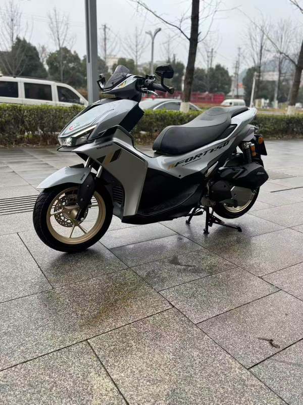 二手QJMOTOR鸿150S