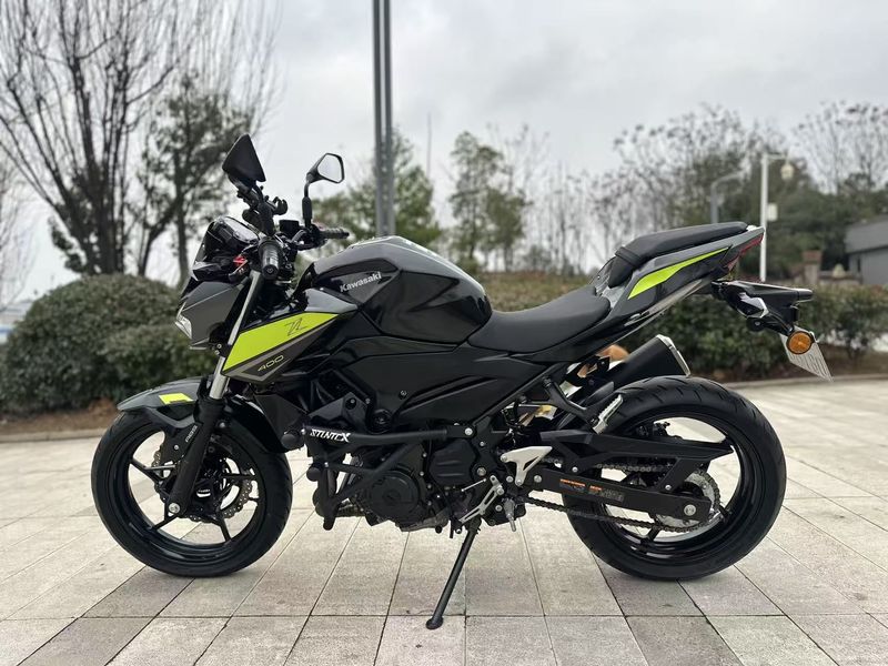 二手川崎Z400