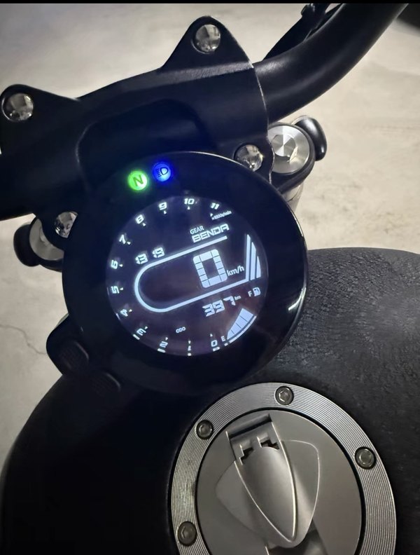 二手奔达Rock300 灰石