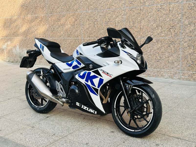 二手豪爵铃木GSX250R