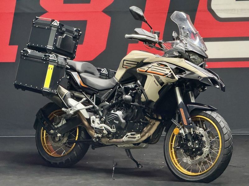 二手贝纳利TRK552