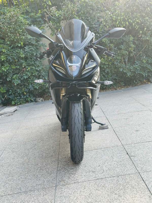 二手贝纳利龙卷风 Tornado 302R