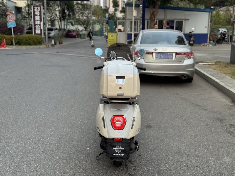 二手五羊本田NWF125