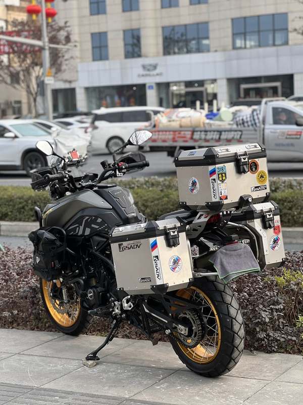 二手贝纳利TRK702