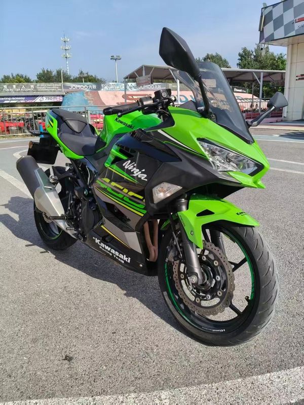 二手川崎Ninja 400