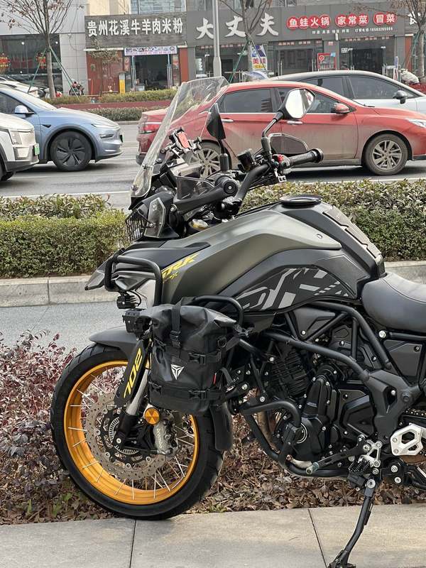 二手贝纳利TRK702