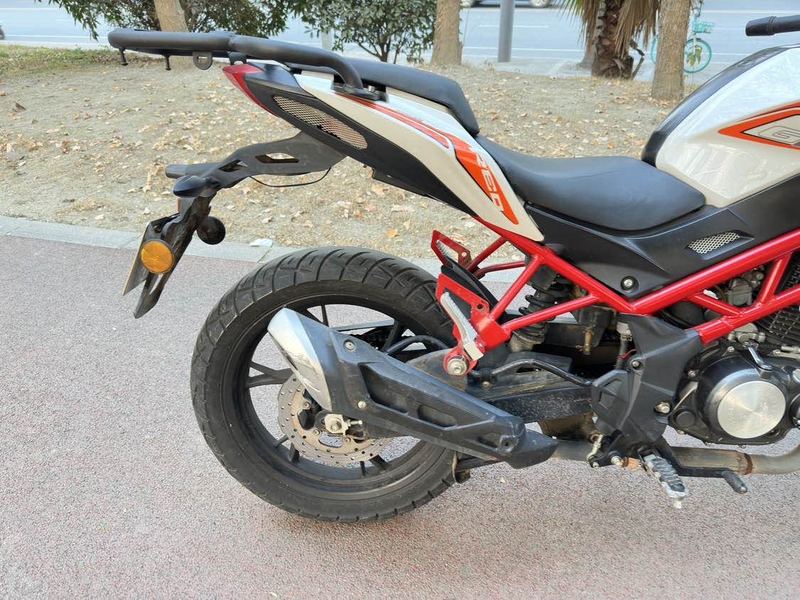 二手贝纳利红宝龙 TNT150i