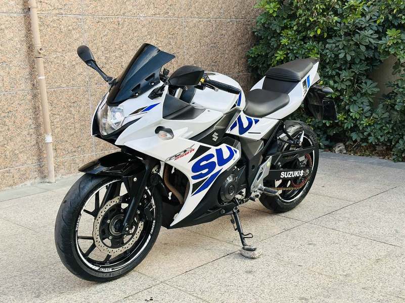 二手豪爵铃木GSX250R
