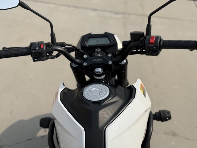 二手春风ST狒狒