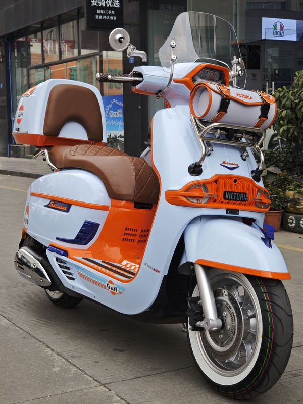 二手维多利亚Sixties 250Si