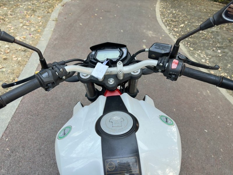 二手贝纳利红宝龙 TNT150i