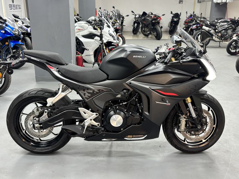 二手贝纳利龙卷风 Tornado 552R